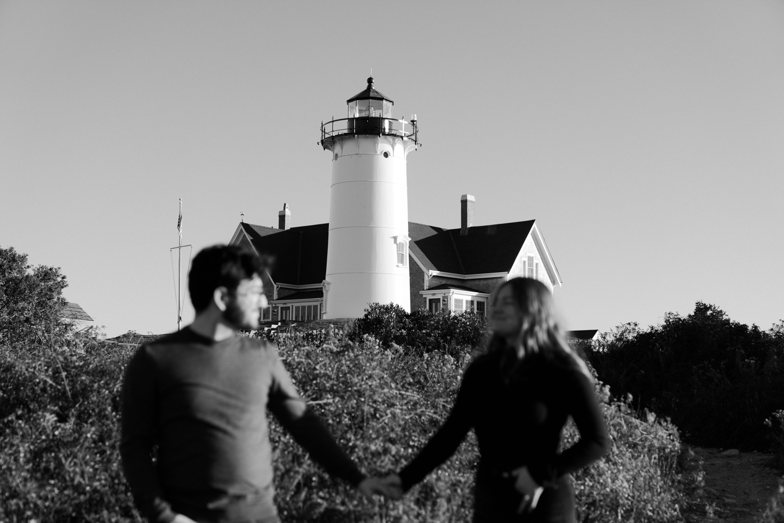 engagement session at a lighthouse
