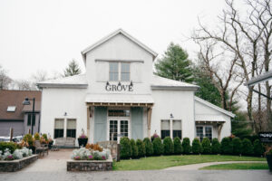 Grove at Briar Barn Inn wedding venues